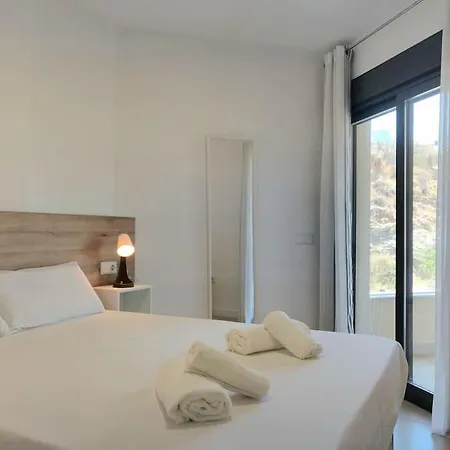 1º Linea De Playa Con Piscina Panoramica & Parking * Malaga